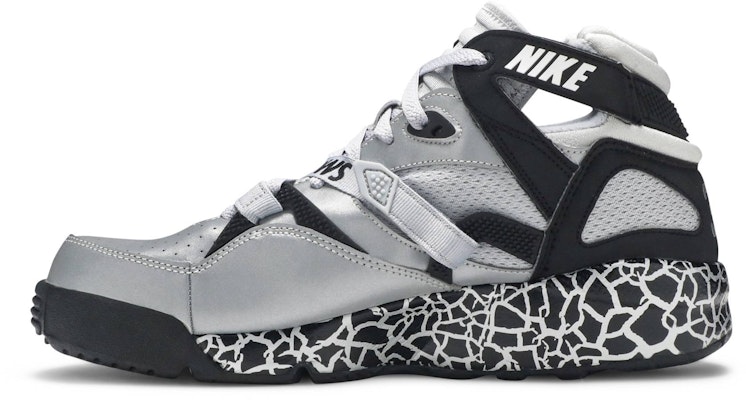 Nike Air Trainer Max 91 Qs NFL 'Oakland Raiders' 615147-001 Lookbook Nike Air Trainer Max 91 Qs NFL 'Oakland Raiders' 615147-001
