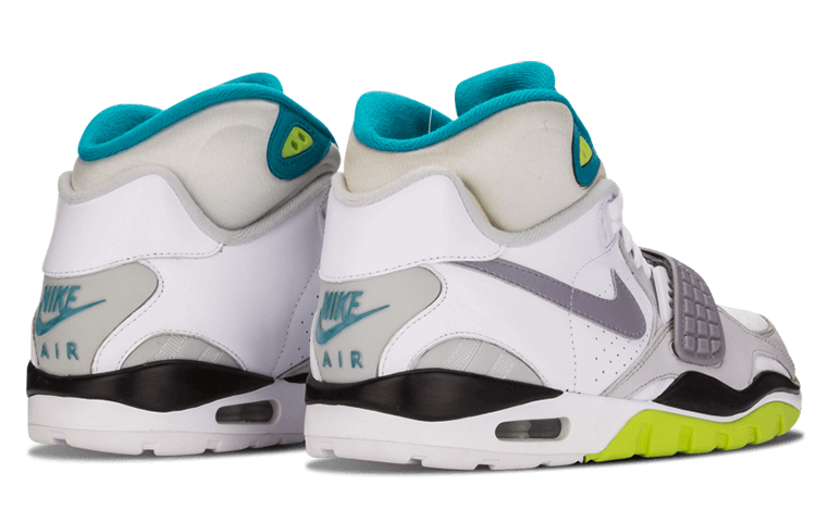 Lookbook ナイキ エアトレーナーSC 2 QS "シトロン" 456610-100