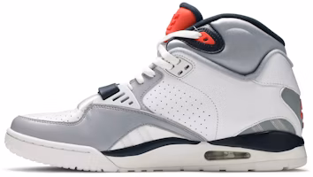 Nike Air Trainer SC 2 QS 'Putih Infrared' 456610-140 Lookbook Nike Air Trainer SC 2 QS 'Putih Infrared' 456610-140