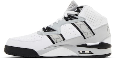 나이키 에어 트레이너 SC 하이 "레이더스 헬멧" HJ9106-100 Lookbook 나이키 에어 트레이너 SC 하이 "레이더스 헬멧" HJ9106-100