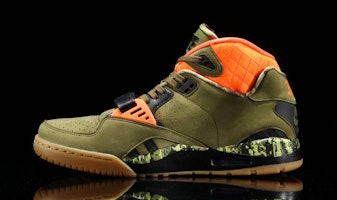 Nike Air Trainer SC II Premium 'Verde' 637804-300 Order Nike Air Trainer SC II Premium 'Verde' 637804-300