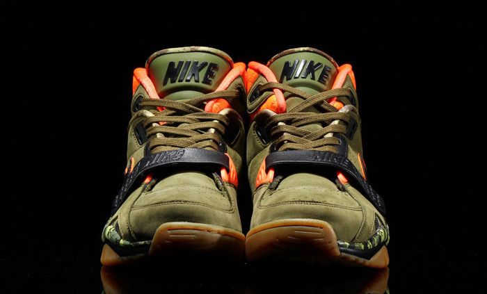 Lookbook 나이키 에어 트레이너 SC II 프리미엄 '그린' (Nike Air Trainer SC II Premium 'Green') 637804-300