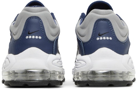 Nike Air Tuned Max 'Midnight Navy Grey Fog' dalam Midnight Navy dan Grey Fog. DH4793-400 Details for Nike Air Tuned Max 'Midnight Navy Grey Fog' dalam Midnight Navy dan Grey Fog. DH4793-400