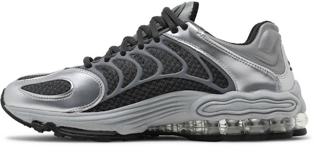 ナイキ エアチューンド マックス "スモークグレー" DC9288-001 Lookbook ナイキ エアチューンド マックス "スモークグレー" DC9288-001