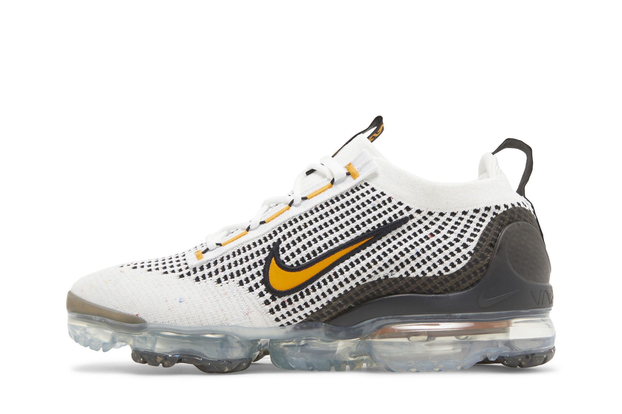 Shop Nike Air VaporMax 2021 Flyknit 'Putih Kumquat' DM0025-101