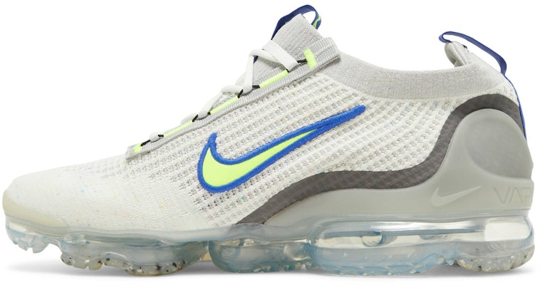 Nike Air Vapormax 2021 Flyknit 'Putih Volt Hyper Royal' DC9394-100 Lookbook Nike Air Vapormax 2021 Flyknit 'Putih Volt Hyper Royal' DC9394-100