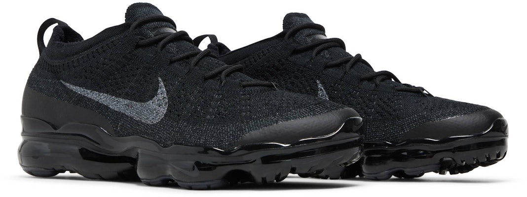 Black knit top vapormax