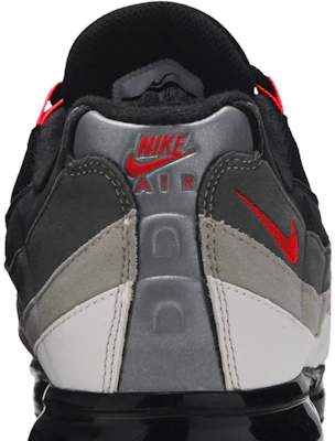 ナイキ エア ヴェイパーマックス95 "ホットレッド" AJ7292-101 Sizing ナイキ エア ヴェイパーマックス95 "ホットレッド" AJ7292-101