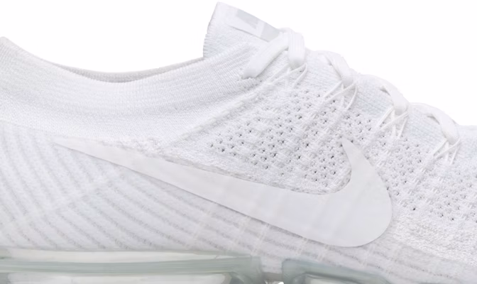 Nike vapormax top white christmas
