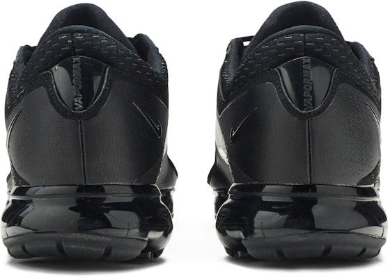 Kasut Nike Air VaporMax CS 'Triple Black' AH9046-002 Details for Kasut Nike Air VaporMax CS 'Triple Black' AH9046-002
