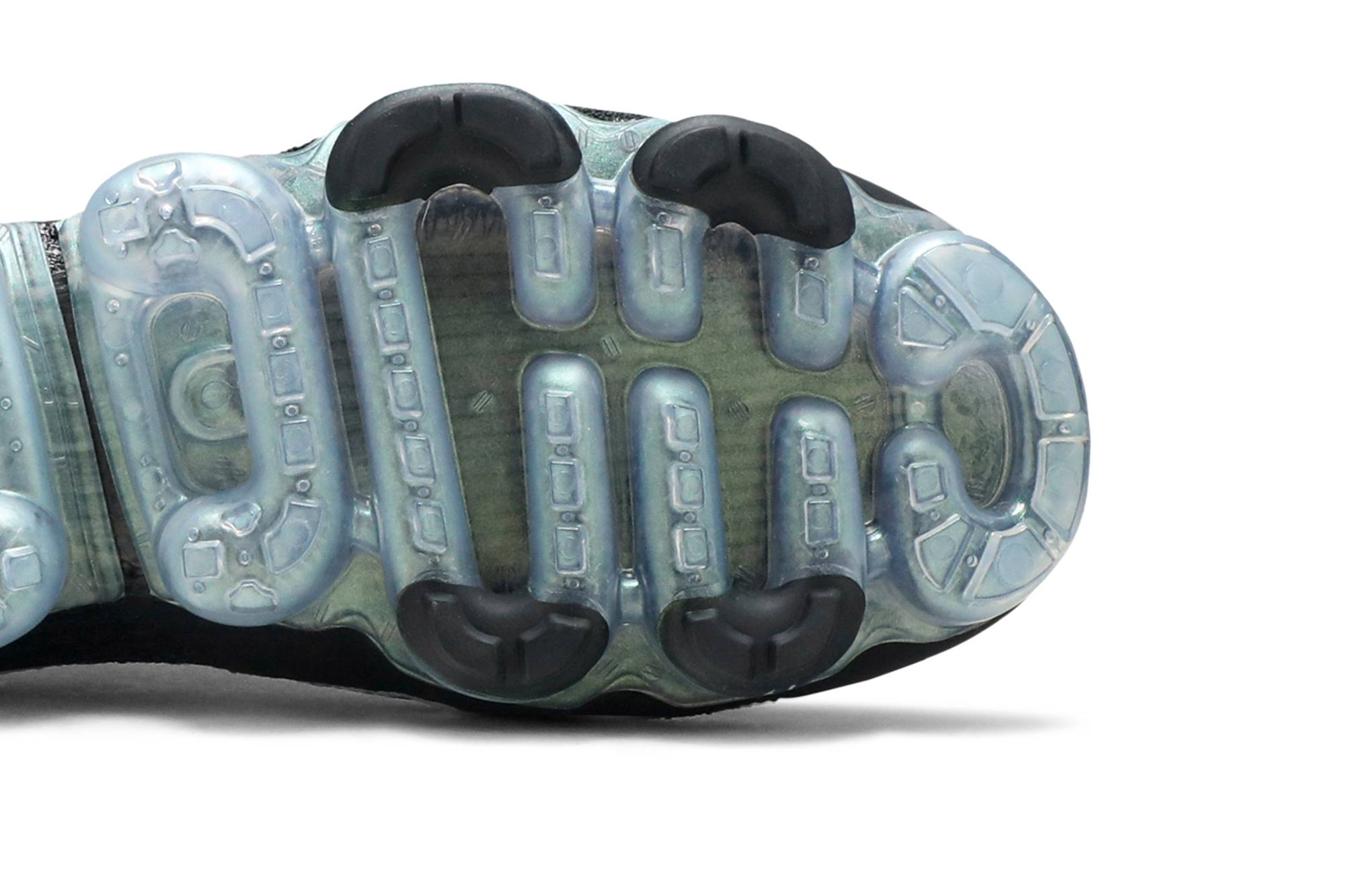 Purchase 耐吉 Air VaporMax Flyknit 2 黑金屬銀彩色 942842-015