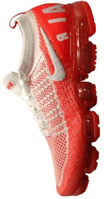 Nike Air VaporMax Flyknit 2 Leuchtend Rot CD2379-601 Lookbook Nike Air VaporMax Flyknit 2 Leuchtend Rot CD2379-601