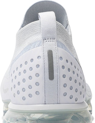 Nike Air VaporMax Flyknit 2 Putih Abu-Abu Muda 942842-105 Sizing Nike Air VaporMax Flyknit 2 Putih Abu-Abu Muda 942842-105