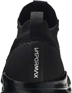 Nike Air VaporMax Flyknit 3 'Triple Black' Pria/Wanita Hitam Sneakers AJ6900-004 Sizing Nike Air VaporMax Flyknit 3 'Triple Black' Pria/Wanita Hitam Sneakers AJ6900-004