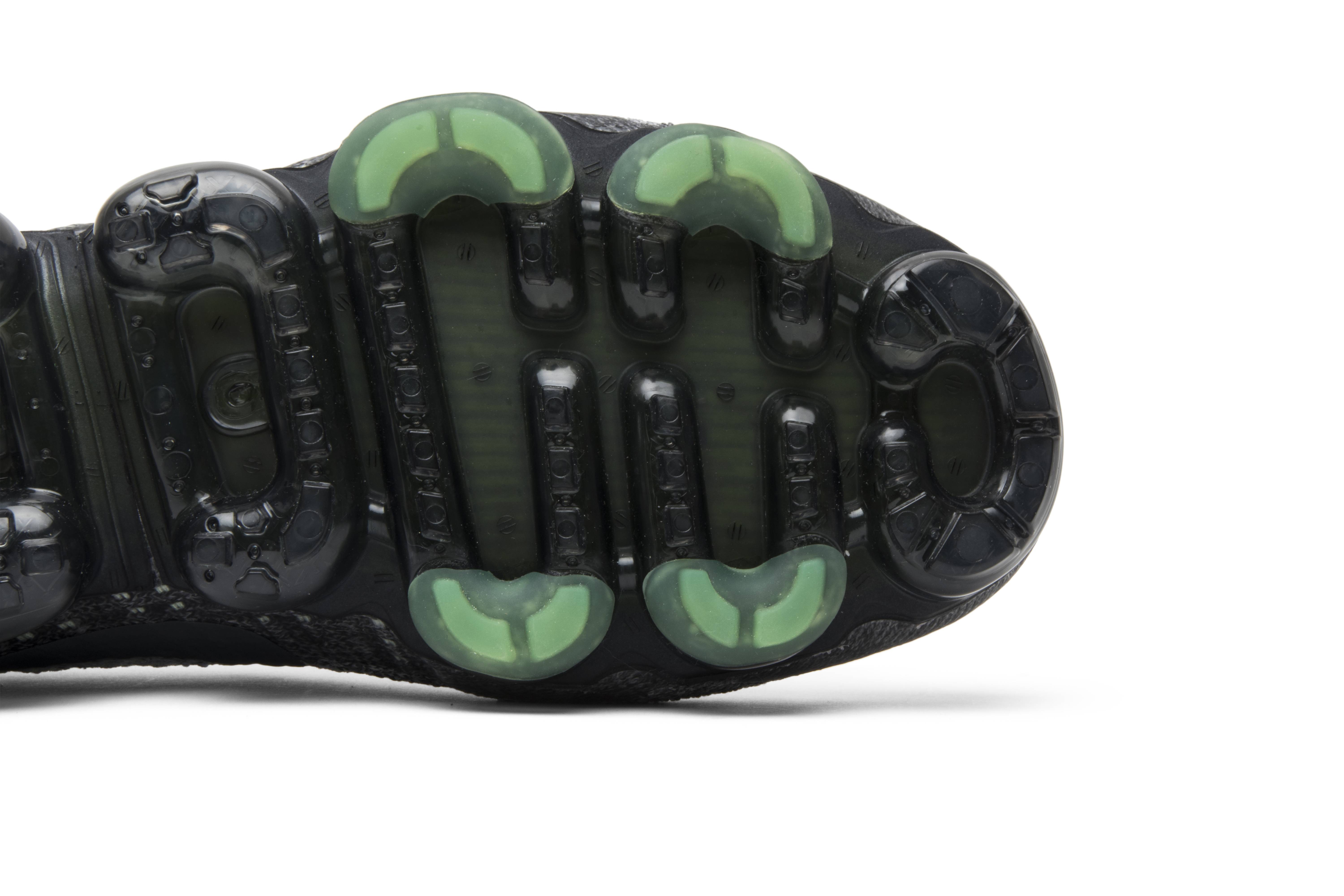 Purchase Nike Air VaporMax Kelabu Neon 922915-002