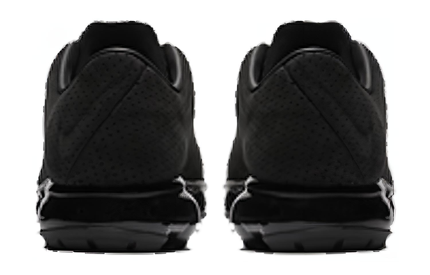 Lookbook Nike Air VaporMax Cuero Triple Negro AJ8287-001