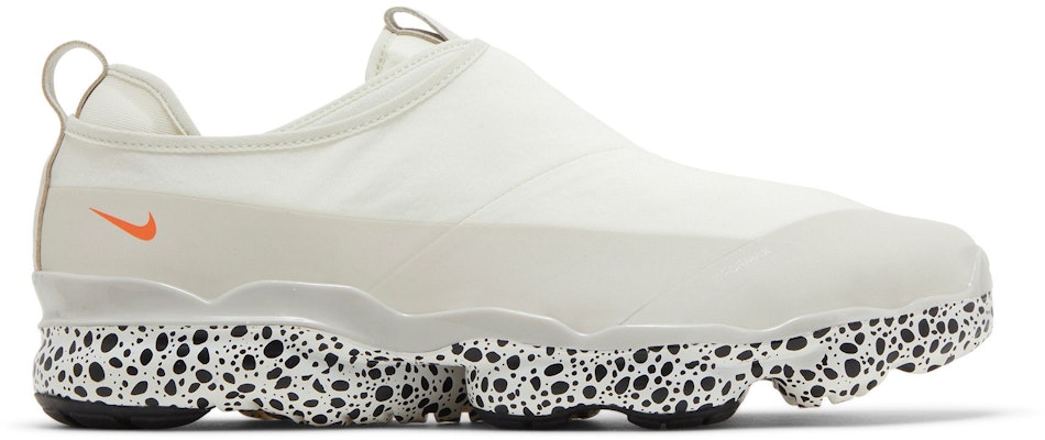 耐克Air VaporMax Moc Roam "电力套装" FV5532-100 Buy 耐克Air VaporMax Moc Roam "电力套装" FV5532-100