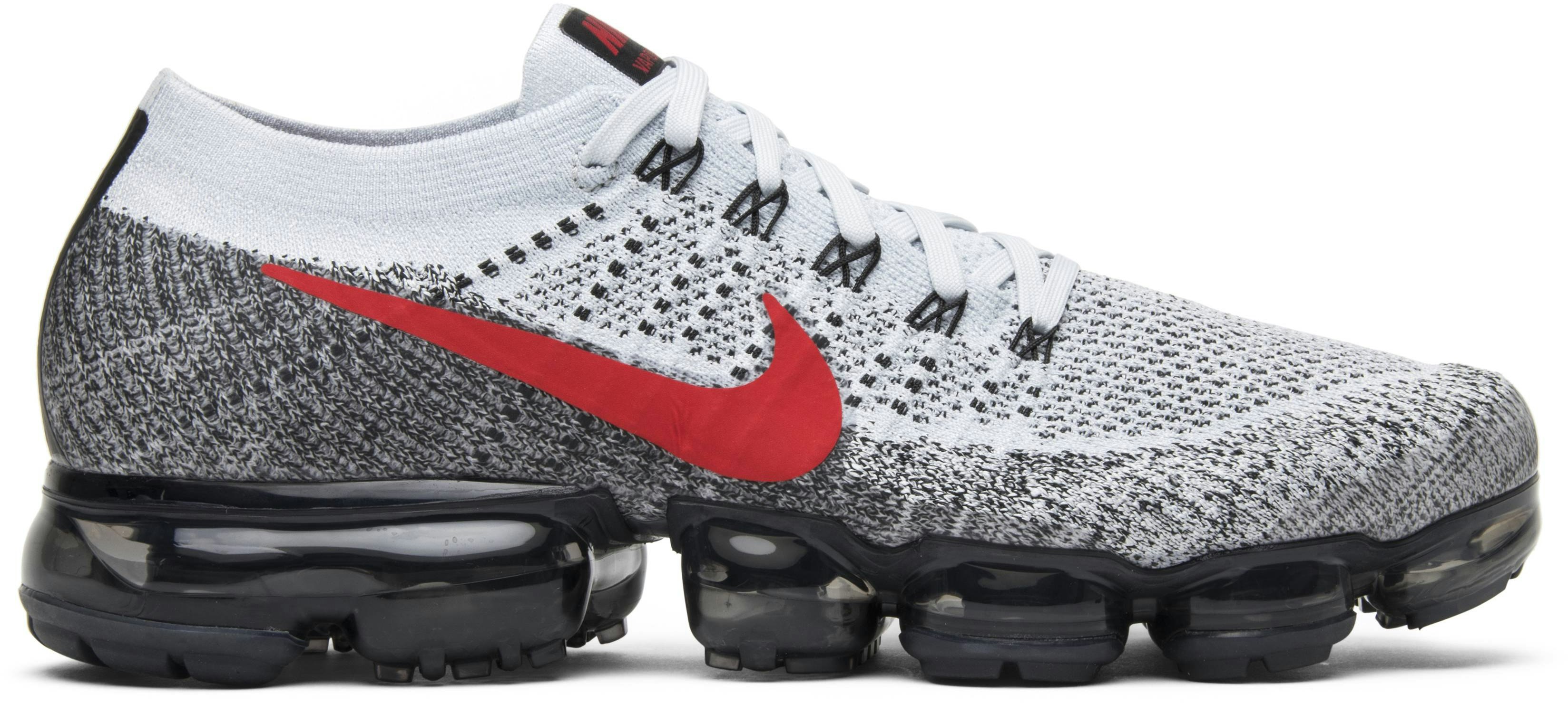 air-vapor-max-platinum-red-black