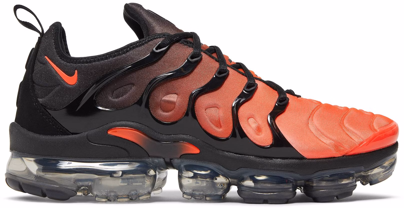 Air vapormax plus black top and red