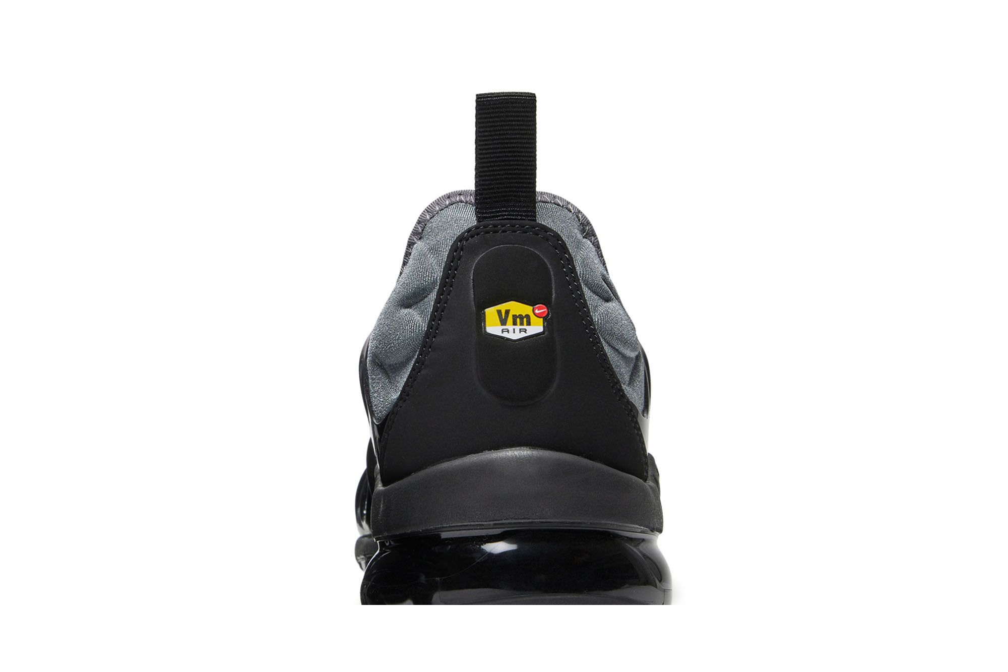 Cheap 耐吉 Vapormax Plus Air 低筒 跑步鞋 男款 灰黑