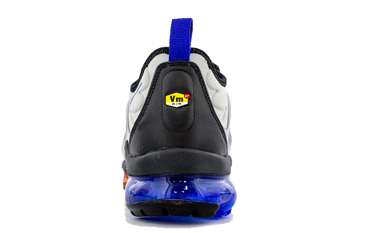 Lookbook Nike Air VaporMax Plus 'Plata Metálica' CU9241-001