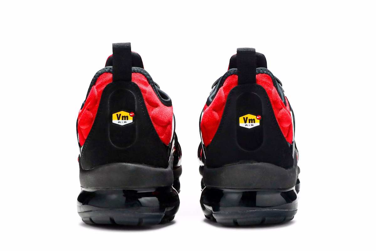 Nike Air VaporMax Plus 'University Red'