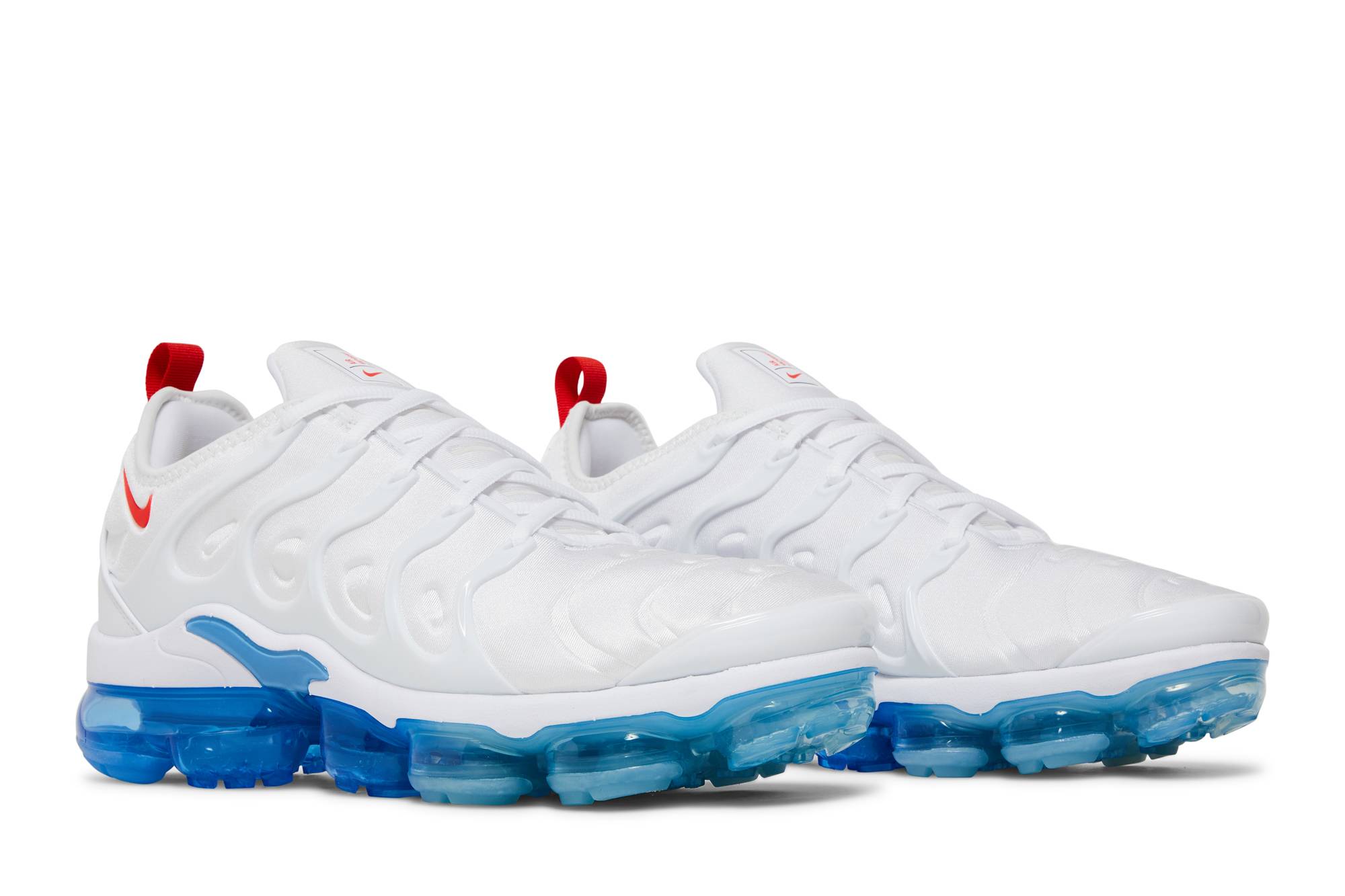 Nike air vapormax plus triple white online