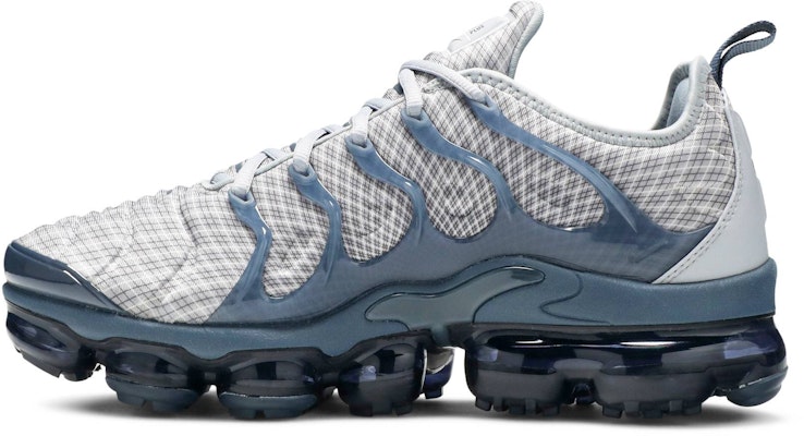 Nike Air VaporMax Plus 'Kelabu Serigala' 924453-019 Lookbook Nike Air VaporMax Plus 'Kelabu Serigala' 924453-019