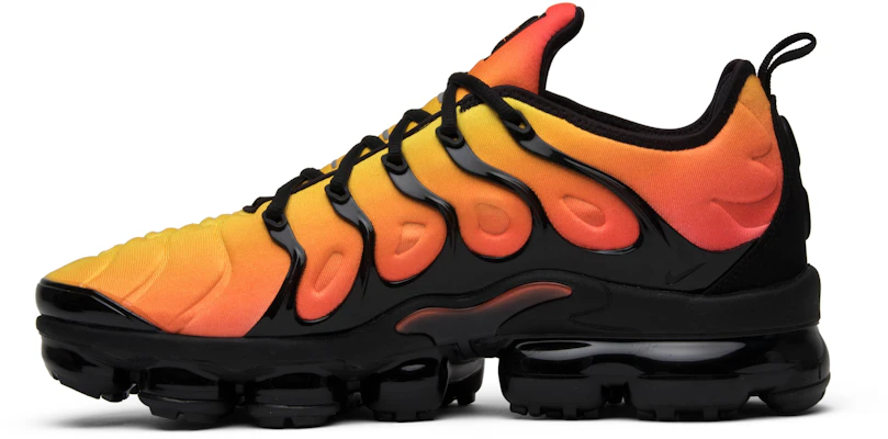 耐克Air VaporMax Plus黑橙红配色 924453-006 Lookbook 耐克Air VaporMax Plus黑橙红配色 924453-006