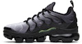 Lookbook Nike Air VaporMax Plus Hitam Volt 924453-009