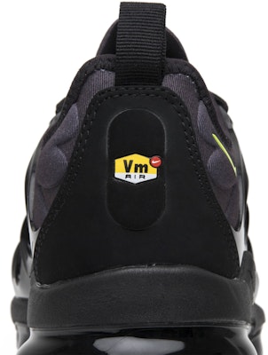 Nike Air VaporMax Plus Hitam Volt 924453-009 Sizing Nike Air VaporMax Plus Hitam Volt 924453-009
