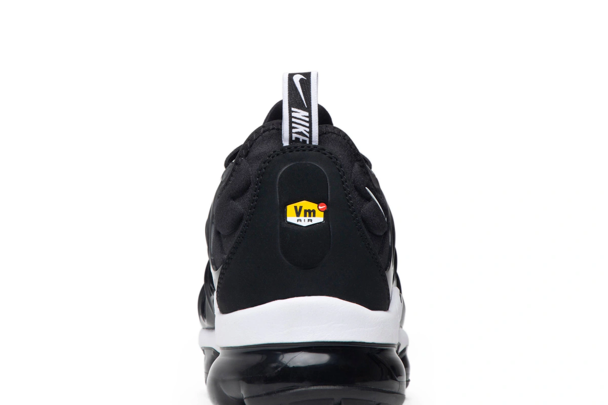Nike Air VaporMax Plus Overbranding Black