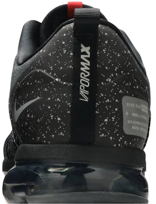 Nike Air VaporMax Run Utility Hitam Anthracite AQ8810-001 Sizing Nike Air VaporMax Run Utility Hitam Anthracite AQ8810-001