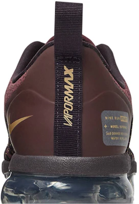 Nike air vapormax run utility burgundy deals crush women s shoe
