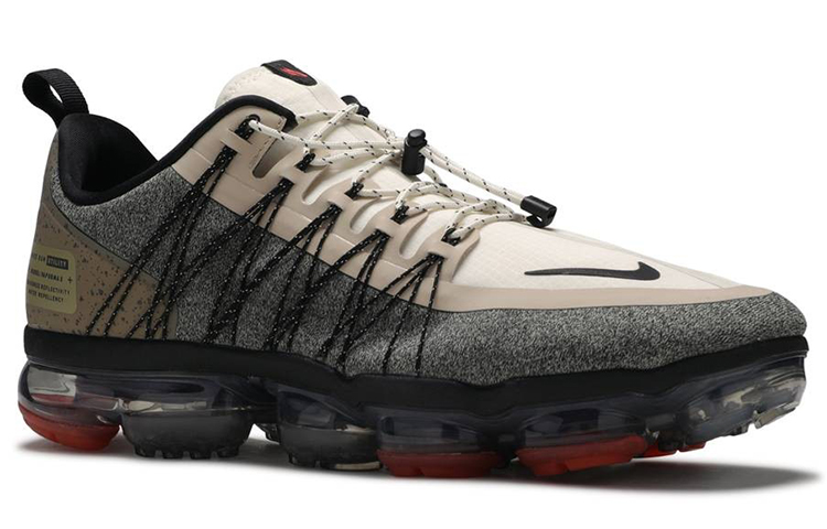 Lookbook Nike Air VaporMax Utility ''Pale Ivory'' Scarpe AQ8810-101
