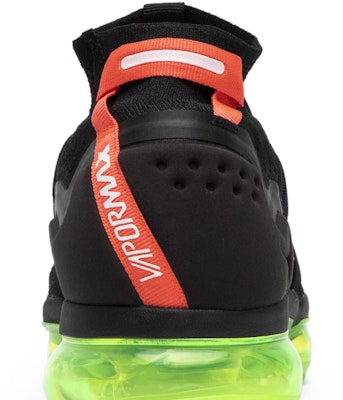 Nike Air VaporMax Utility Hitam Volt Merah Terang AH6834-007 Sizing Nike Air VaporMax Utility Hitam Volt Merah Terang AH6834-007