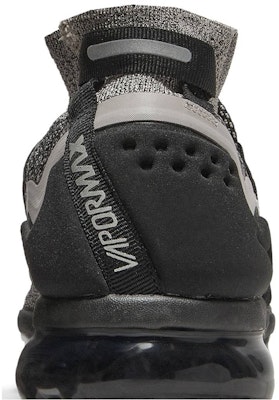 耐克Air VaporMax月球粒子黑色运动鞋 AH6834-201 Sizing 耐克Air VaporMax月球粒子黑色运动鞋 AH6834-201