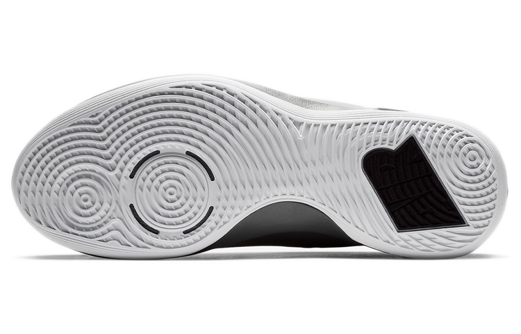 Shop 나이키 에어 버서타일 3 "블랙 메탈릭 골드" AO4430-005