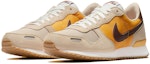 Lookbook Nike Air Vortex 'Oro' 903896-203
