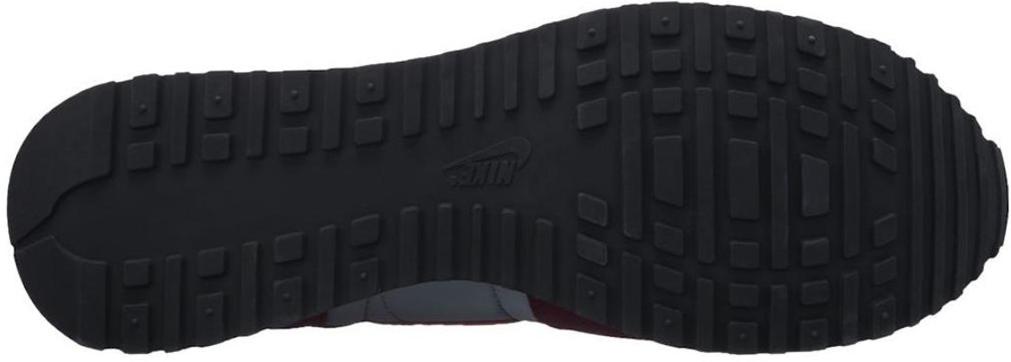 耐克 Air Vortex '灰酒红酒红色' 903896-009 Shop 耐克 Air Vortex '灰酒红酒红色' 903896-009