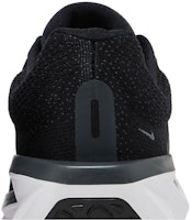 Nike Air Winflo 11 'Hitam Putih' FJ9509-001 Sizing Nike Air Winflo 11 'Hitam Putih' FJ9509-001