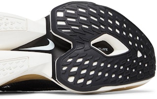 Nike Air Zoom Alphafly NEXT% 2 'Negro Oro' DN3555-001 Purchase Nike Air Zoom Alphafly NEXT% 2 'Negro Oro' DN3555-001