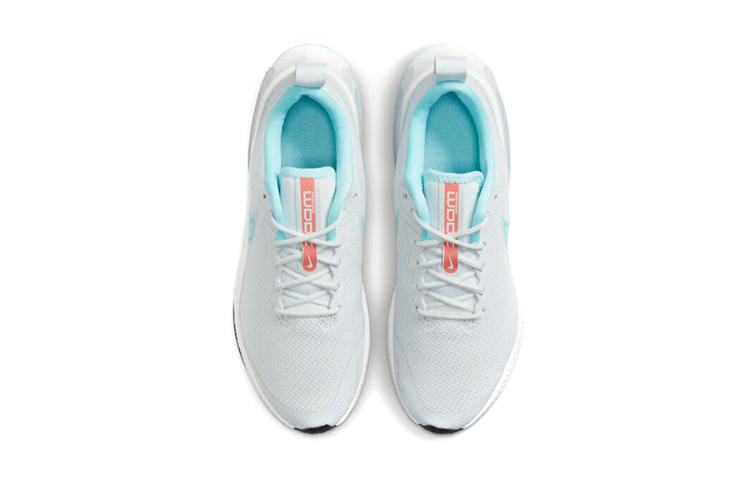 Shop Nike Air Zoom Arcadia 低筒跑步鞋 GS 白藍