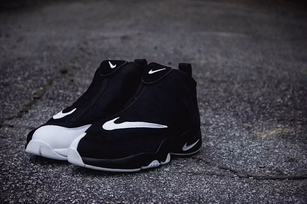 Nike Air Zoom Flight '98 The Glove Black/White OG 616772-001 Details for Nike Air Zoom Flight '98 The Glove Black/White OG 616772-001