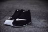 Details for Kasut Nike Air Zoom Flight '98 The Glove Hitam/Putih OG 616772-001