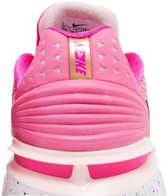 Nike Air Zoom GT Cut 2 'Kay Yow' Wanita FD7114-600 Sizing Nike Air Zoom GT Cut 2 'Kay Yow' Wanita FD7114-600