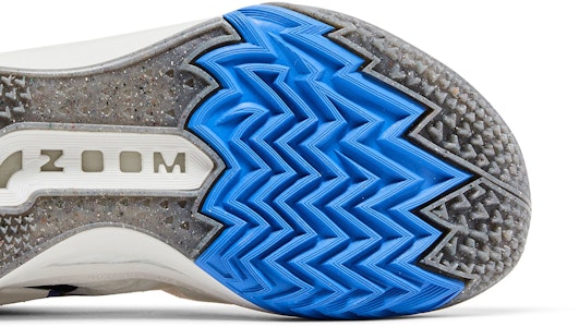 Nike Air Zoom GT Cut 2 EP 'Catching Fire' Pria/Wanita Sneaker FN8890-101 Purchase Nike Air Zoom GT Cut 2 EP 'Catching Fire' Pria/Wanita Sneaker FN8890-101