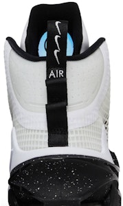 ナイキ エア ズーム GT ジャンプ TB 白黒 DM5038-100 Sizing ナイキ エア ズーム GT ジャンプ TB 白黒 DM5038-100