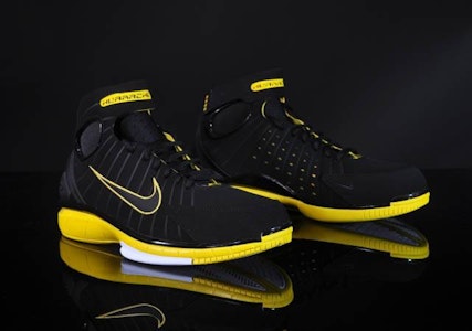 耐克 Air Zoom Huarache 2K4 运动鞋 511425-007 Shop 耐克 Air Zoom Huarache 2K4 运动鞋 511425-007