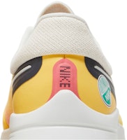 ナイキ エア ズーム インフィニティ ツアー ネクスト% NRG "常にフレッシュ" DV6801-701 Sizing ナイキ エア ズーム インフィニティ ツアー ネクスト% NRG "常にフレッシュ" DV6801-701